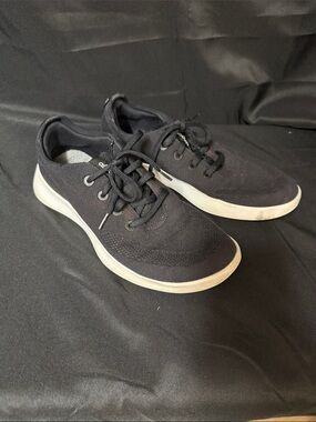 Men's Allbirds Black Lace-Up Knit Sneakers with White Sole